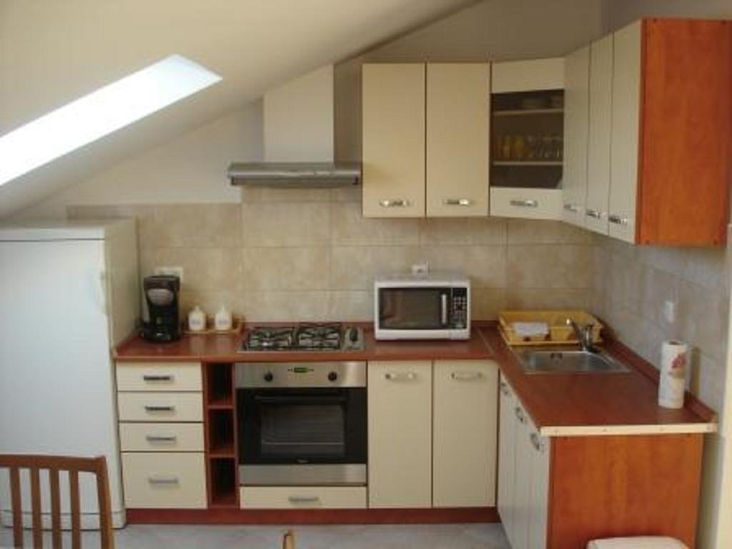 Tikvesa Apartment Novi Vinodolski